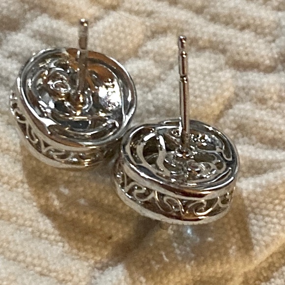 925 Silver and Blue Topaz earrings - Picture 4 of 5
